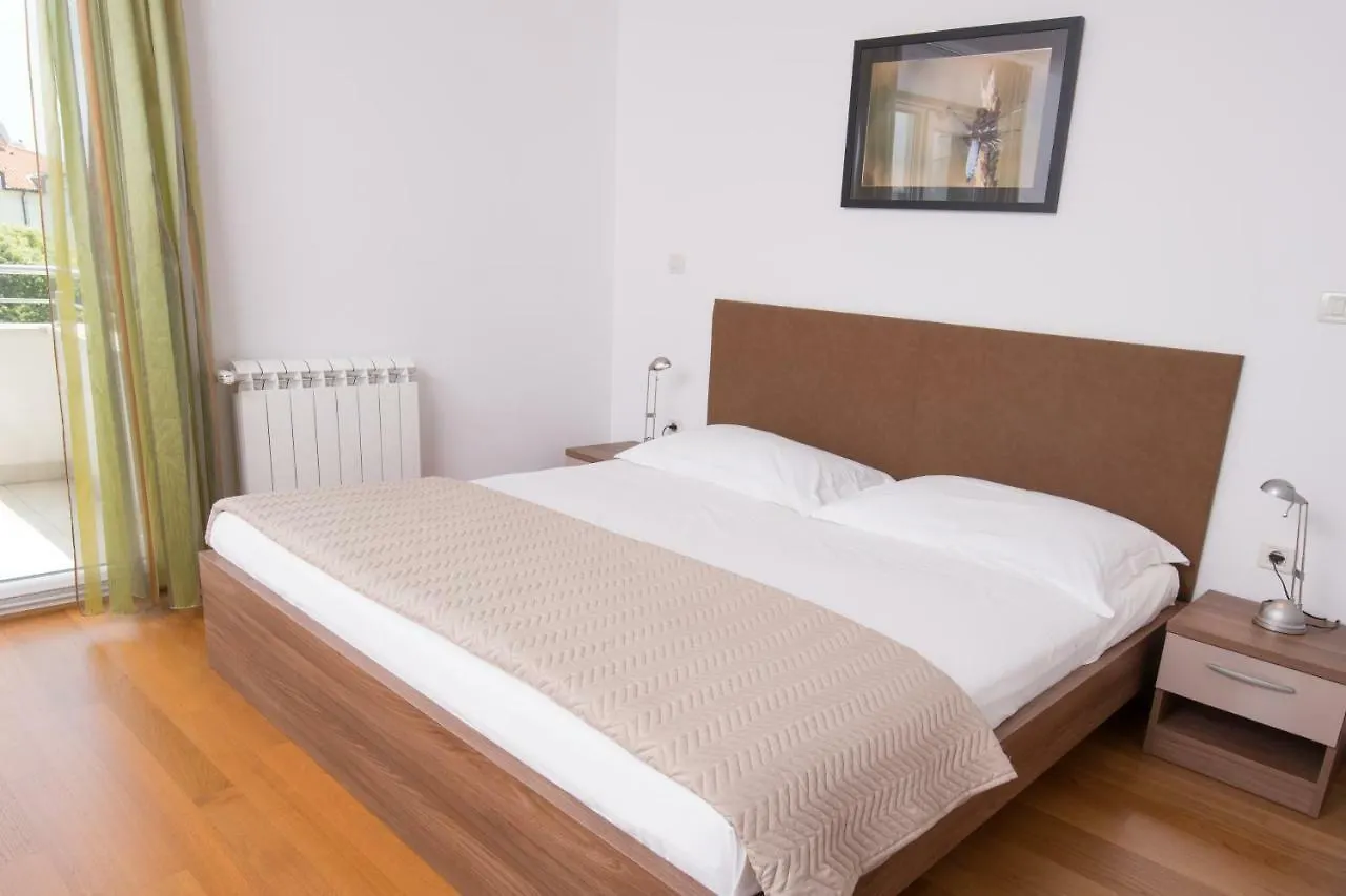 פולה Deluxe Apartment With Private Pool - 100M From The Sea קרואטיה