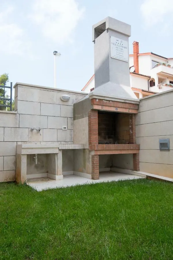 פולה Deluxe Apartment With Private Pool - 100M From The Sea קרואטיה